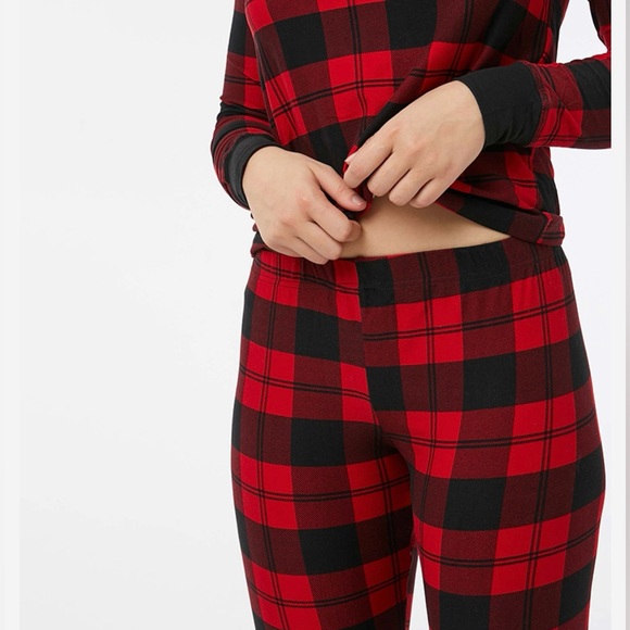 Ardene Plaid Skinny Jogger Pj Set /NWT - Picture 5 of 11